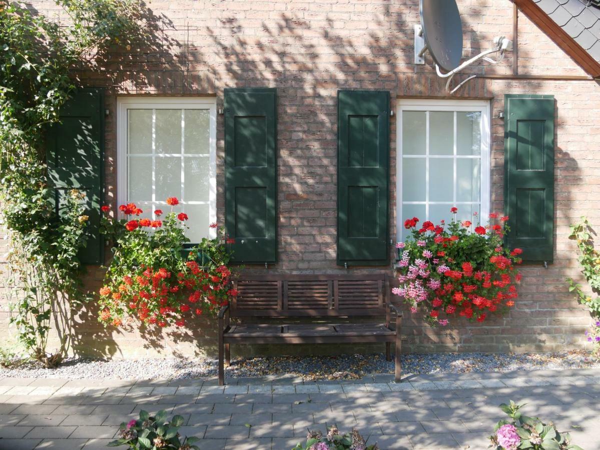 Ferienwohnung Am Deich Bedburg-Hau Экстерьер фото